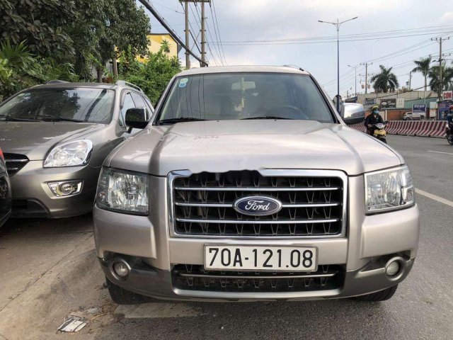 Bán xe Ford Everest đời 2007, màu bạc, 7 chỗ ngồi