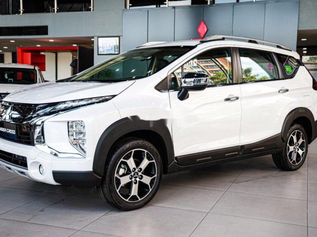 Bán ô tô Mitsubishi Xpander Cross sản xuất năm 2020, màu trắng, nhập khẩu nguyên chiếc