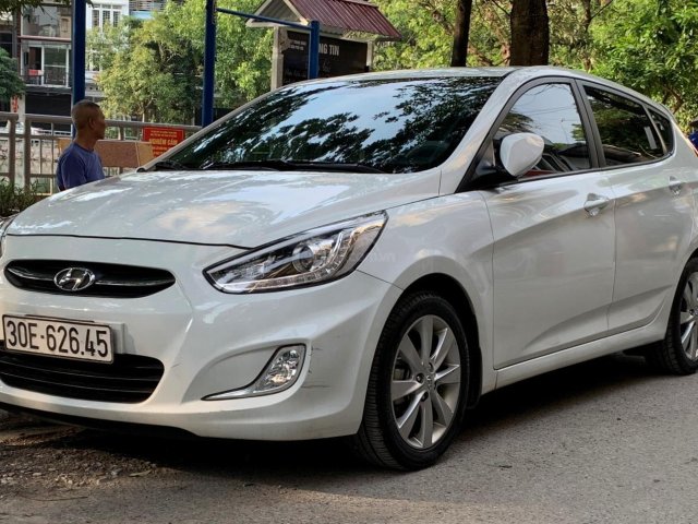 Bán Accent Hatchback 1.4AT 2105 nhập Hàn Quốc nguyên bản, đăng ký 7/2016, chính chủ Hà Nội0