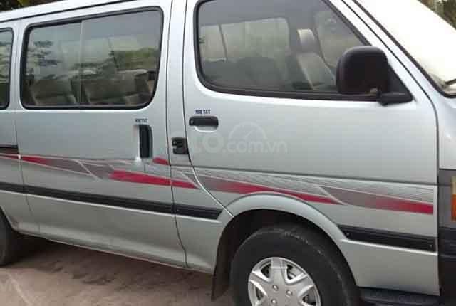 Cần bán lại xe Toyota Hiace đời 2001, màu xanh ngọc, chính chủ, giá chỉ 60 triệu