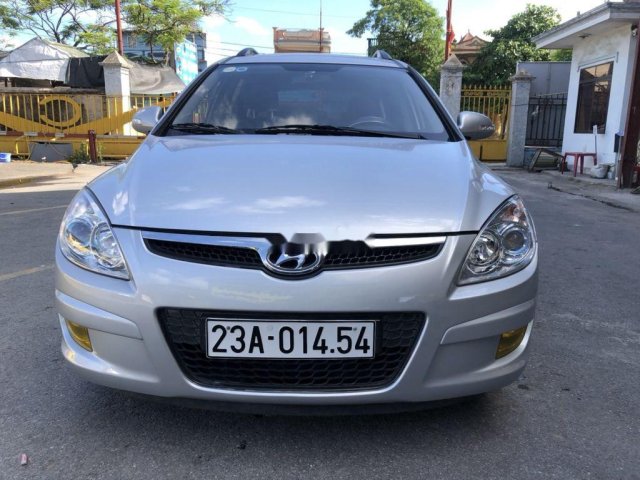 Bán Hyundai i30 đời 2009, màu bạc, xe nhập, giá 299tr0