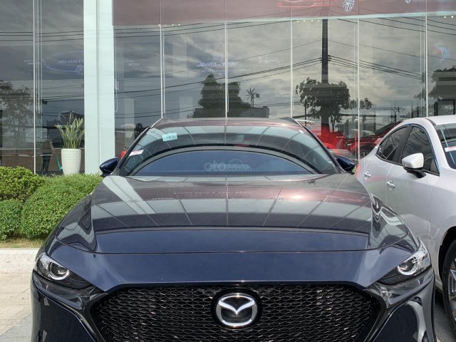 New Mazda 3 Sport ưu đãi lên đến 70 triệu, giảm TTB. Tặng gói phụ kiện cao cấp