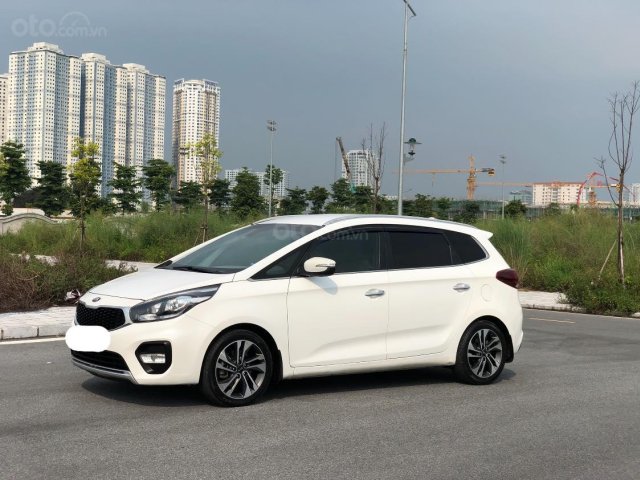 Bán xe Kia Rondo đời 2017