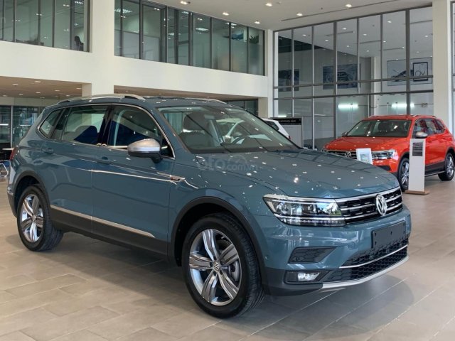 Khuyến mãi Tháng 9 cho xe Tiguan Luxury đủ màu sắc - giảm mạnh - giá cực sốc0