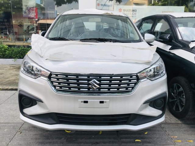 Suzuki Ertiga 2020 hỗ trợ trước bạ 50% tặng gói phụ kiện hấp dẫn, tặng bảo hiểm vật chất. Gọi ngay, giá tốt nhất Sài Gòn