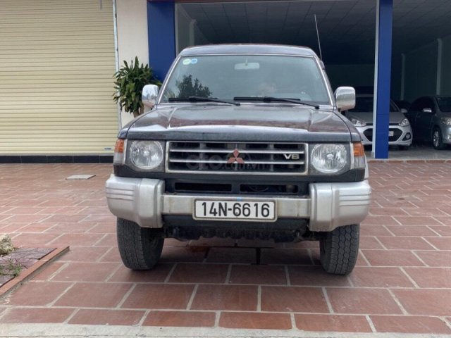 Xe Mitsubishi Pajero năm sản xuất 2004 xe đẹp, đi giữ gìn