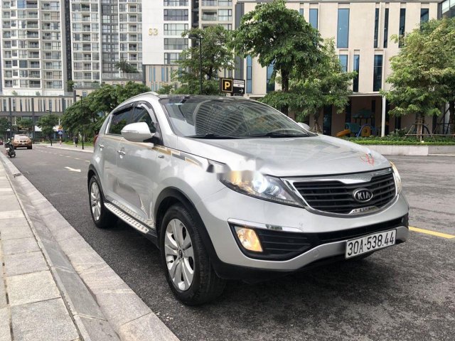 Cần bán xe Kia Sportage sản xuất 2011, nhập khẩu, chính chủ0