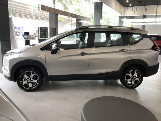 Mitsubishi Xpander Cross, giá tốt giao ngay0