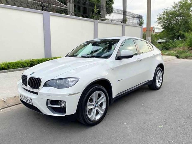 Cần bán gấp BMW X6 năm 2013, màu trắng, nhập khẩu còn mới0