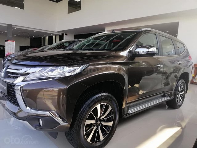 Cần bán xe Mitsubishi Pajero Sport MT máy dầu - KM ngay 200tr, hỗ trợ vay NH đến 80% 0