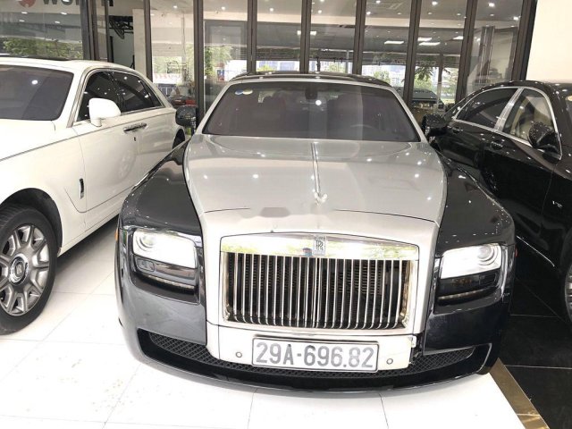 Bán Rolls-Royce Ghost sản xuất năm 2011, hai màu, xe nhập