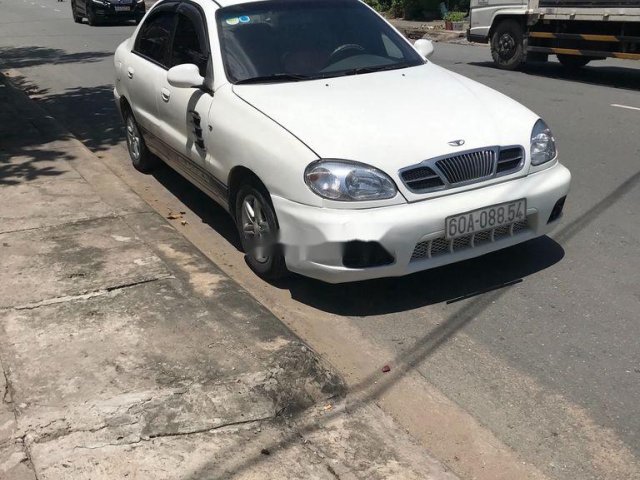 Cần bán xe Daewoo Lanos năm 2004, đồng sơn đẹp