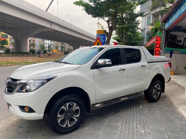 Cần bán Mazda BT 50 sản xuất 2016, màu trắng, xe nhập giá cạnh tranh0