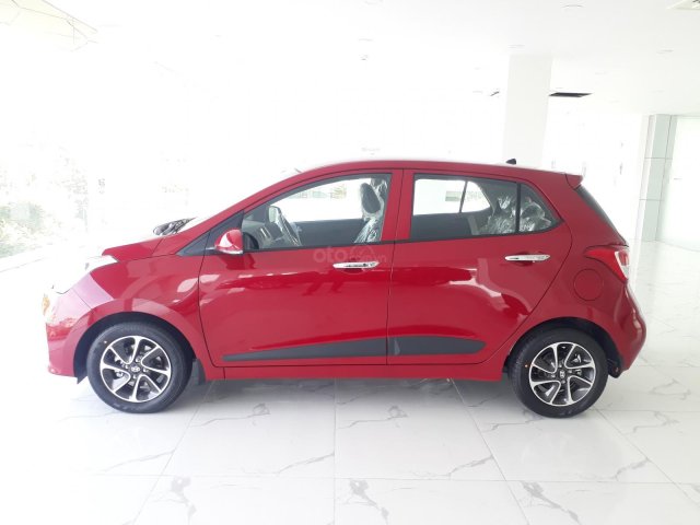 Bán Hyundai Grand i10 1.2AT Hatchback giá mùa covid. Kèm nhiều khuyến mại, hỗ trợ trả góp 85%0