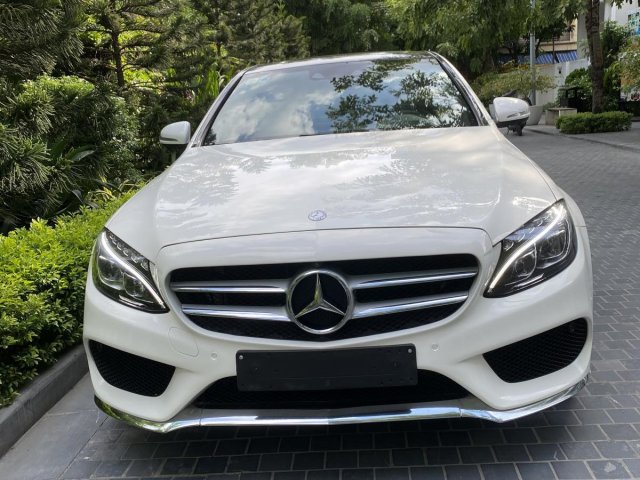 Cần bán lại xe Mercedes C300 AMG năm 2016