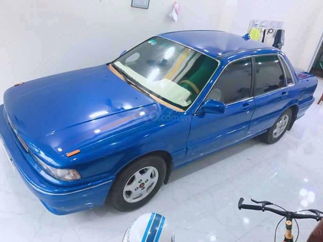 Cần bán gấp Mitsubishi Sigma sản xuất 1997, màu xanh lam, nhập khẩu0