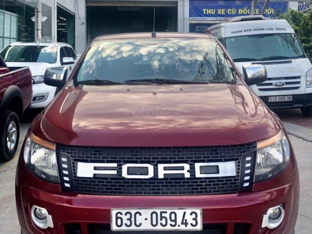 Ford Ranger XLS 4x2 tự động 2015, bảo hành chính hãng