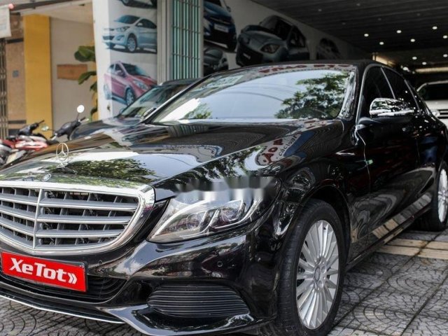 Bán Mercedes C250 đời 2015, ĐK 2016, màu đen