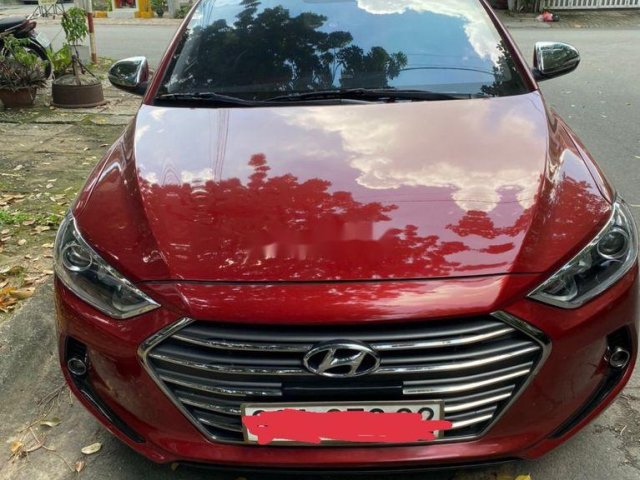 Bán ô tô Hyundai Elantra đời 2017, màu đỏ0