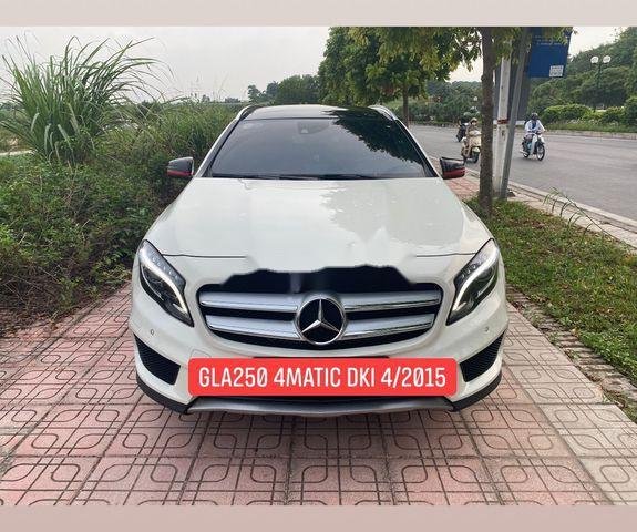 Bán xe Mercedes GLA250 4Matic năm 2014, màu trắng, nhập khẩu