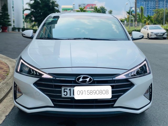 Bán Hyundai Elantra 1.6 AT sản xuất 2019