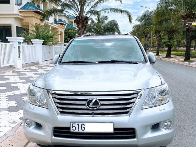 Bán xe Lexus LX 570 năm 2009, màu bạc, nhập khẩu nguyên chiếc0