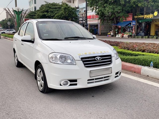 Cần bán Daewoo Gentra năm sản xuất 2008