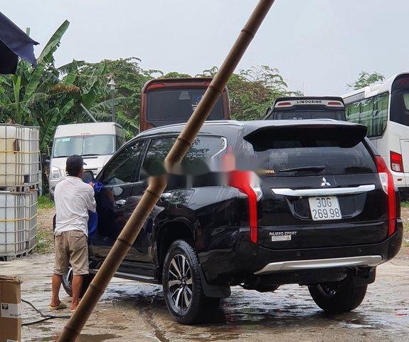 Bán xe Mitsubishi Pajero đời 2019, màu đen chính chủ, giá tốt0