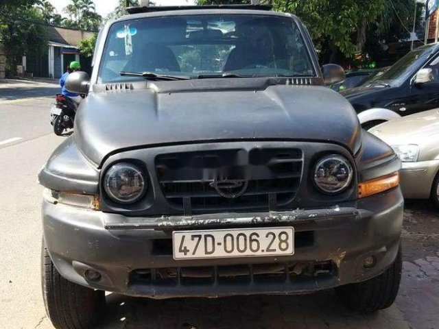 Cần bán lại xe Ssangyong Korando đời 1999, màu xám, nhập khẩu0