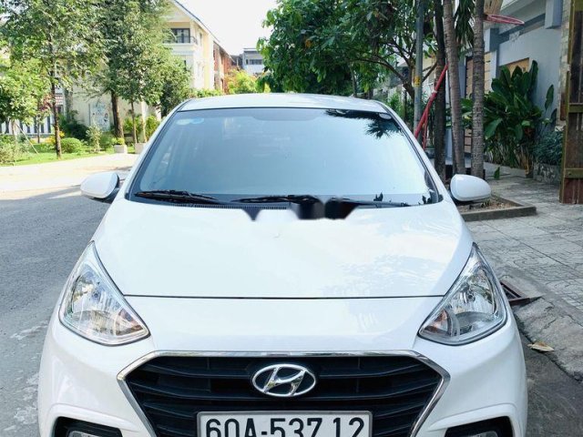 Cần bán Hyundai Grand i10 năm sản xuất 2018, màu trắng