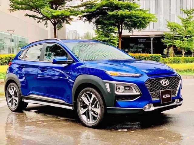 Bán ô tô Hyundai Kona 1.6 Turbo sản xuất năm 2020, màu xanh lam, giá chỉ 731 triệu