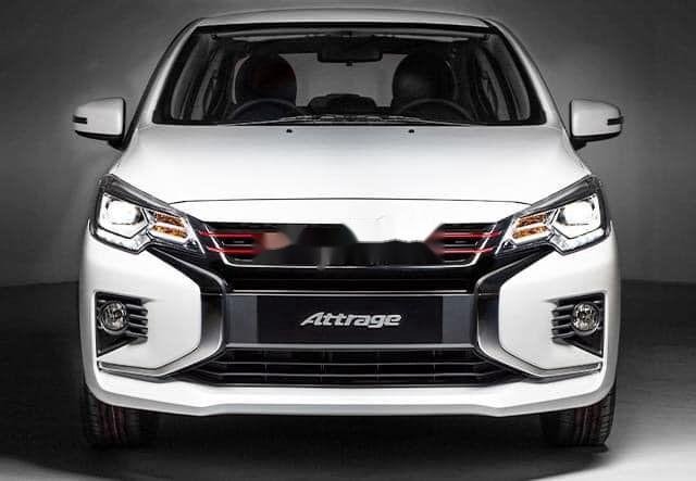 Bán xe Mitsubishi Attrage sản xuất 2020, màu trắng, nhập khẩu nguyên chiếc0