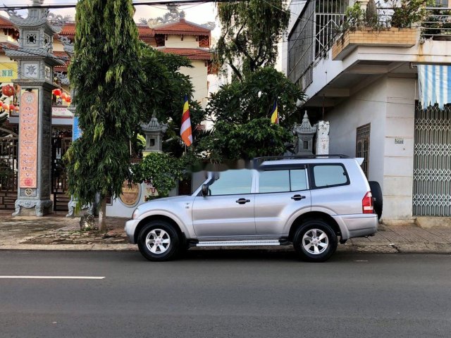 Bán Mitsubishi Pajero đời 2005, màu bạc, xe nhập Nhật0