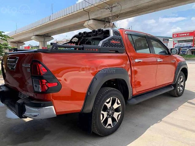 Bán Toyota Hilux 2.8G 4x4 AT năm sản xuất 2019, màu nâu, nhập khẩu còn mới