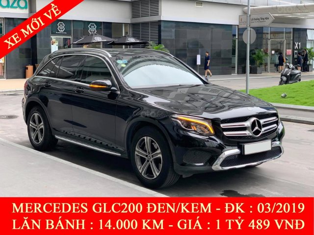 Quốc Duy Auto - Bán xe Mercedes GLC200 đen/kem 2019 siêu sang - trả trước 550 triệu nhận xe ngay0