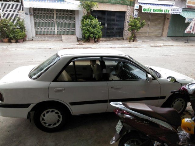 Bán Mazda 323F sản xuất 1996, màu trắng, nhập khẩu