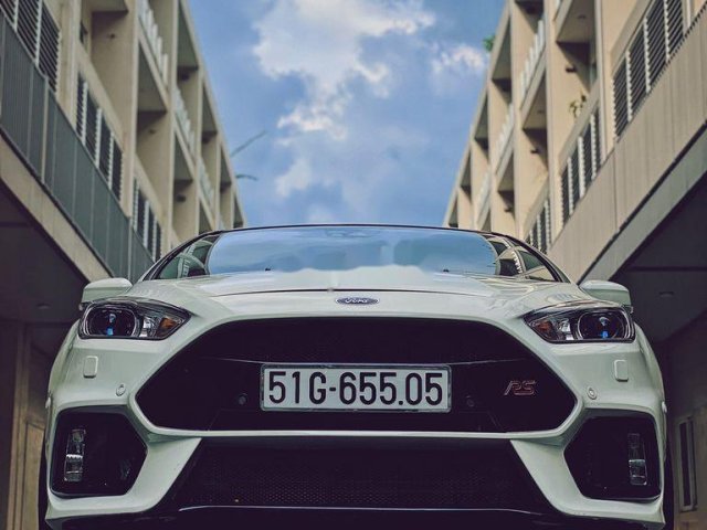 Bán xe Ford Focus sản xuất 2018, nhập khẩu còn mới0