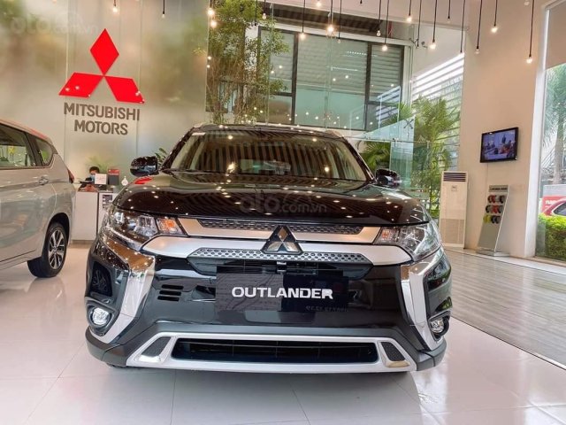 Hot Mitsubishi - Outlander siêu phẩm 2020 - khuyến mãi khủng - đủ màu, hỗ trợ trả góp, liên hệ ngay để có giá tốt nhất0