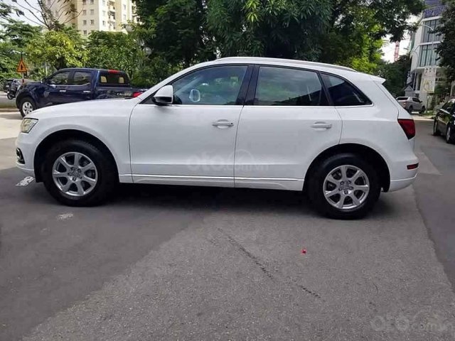 Xe Audi Q5 2.0 AT đời 2016, màu trắng, nhập khẩu nguyên chiếc  0