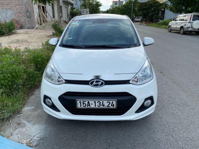 Bán Hyundai Grand i10 2014, màu trắng, xe nhập, máy êm ru0