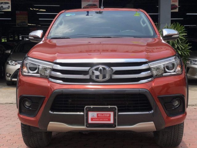 Bán Toyota Hilux 2.8G 4x4 AT sản xuất năm 2017, màu đỏ, nhập khẩu, giá 720tr