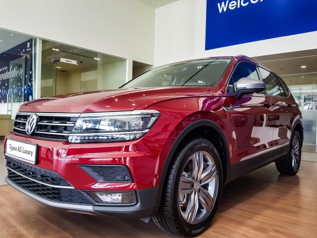 Tiguan Allspace - Giảm giá tiền mặt lên đến 12% tương đương 207 triệu đồng và quà tặng lên đến 40 triệu đồng0