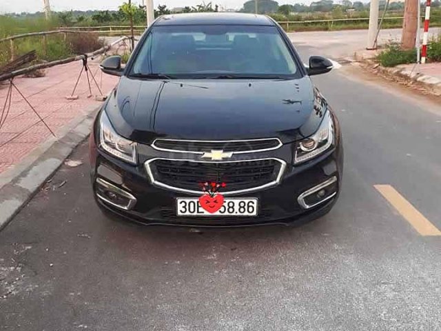 Bán ô tô Chevrolet Cruze sản xuất 2017, màu đen, 448tr