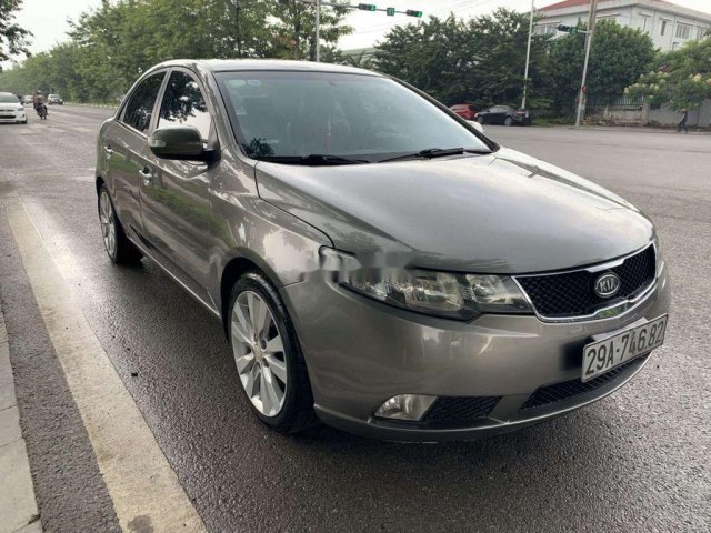 Cần bán Kia Forte đời 2010, xe nhập chính hãng0