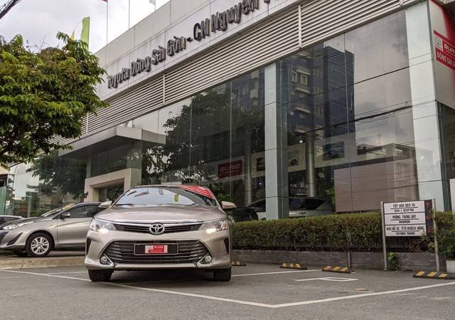 Cần bán Toyota Camry 2.5Q 2016 giá cạnh tranh