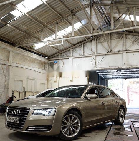 Chính chủ bán Audi A8 L 4.2 2011, màu vàng cát, xe nhập0