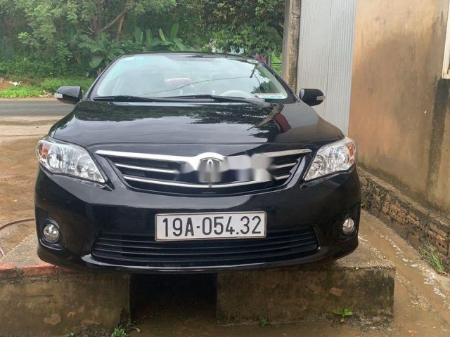 Cần bán xe Toyota Corolla Altis sản xuất năm 2013, 530tr