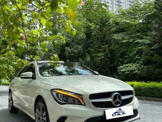 Bán xe Mercedes CLA 200 đời 2016, màu trắng0