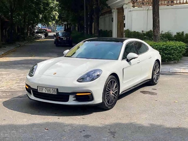 Bán xe Porsche Panamera 2.0 AT năm 2017, màu trắng, xe nhập0