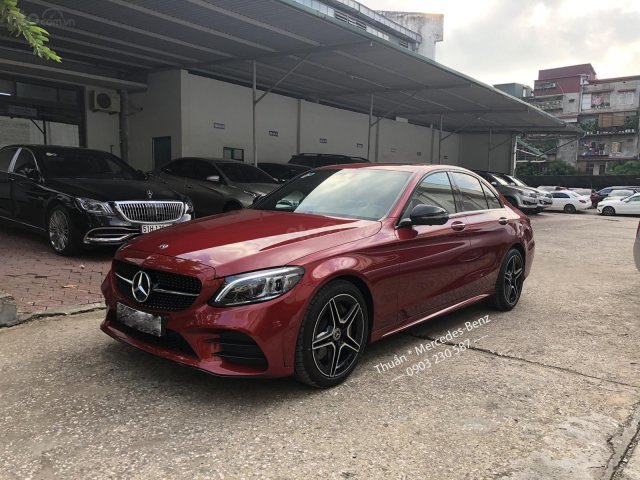 Bán Mercedes C300 AMG lướt chính hãng 5000Km đăng ký 2020, bảo hành 3 năm giá tốt0